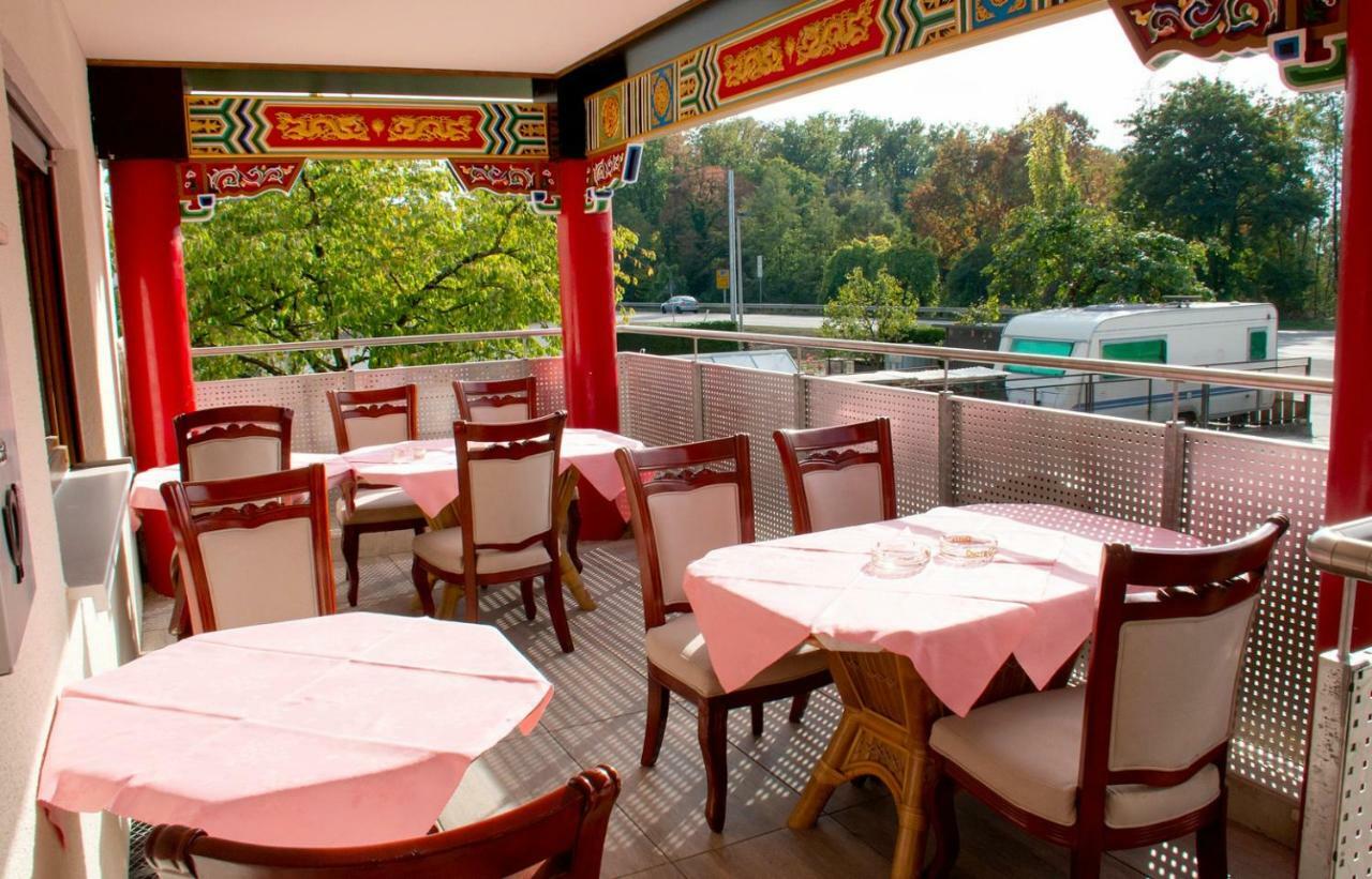 Gaststaette Lin Garden Ξενοδοχείο Untergruppenbach Εξωτερικό φωτογραφία