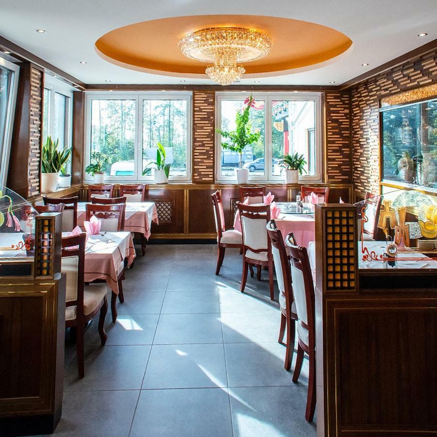 Gaststaette Lin Garden Ξενοδοχείο Untergruppenbach Εξωτερικό φωτογραφία