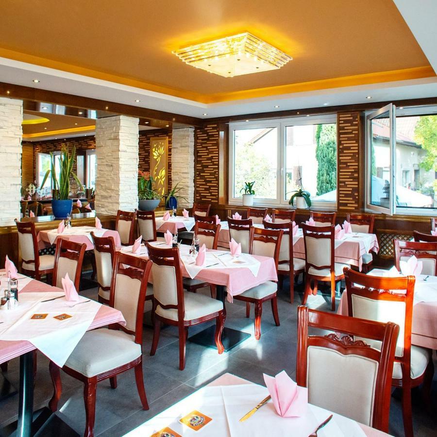 Gaststaette Lin Garden Ξενοδοχείο Untergruppenbach Εξωτερικό φωτογραφία