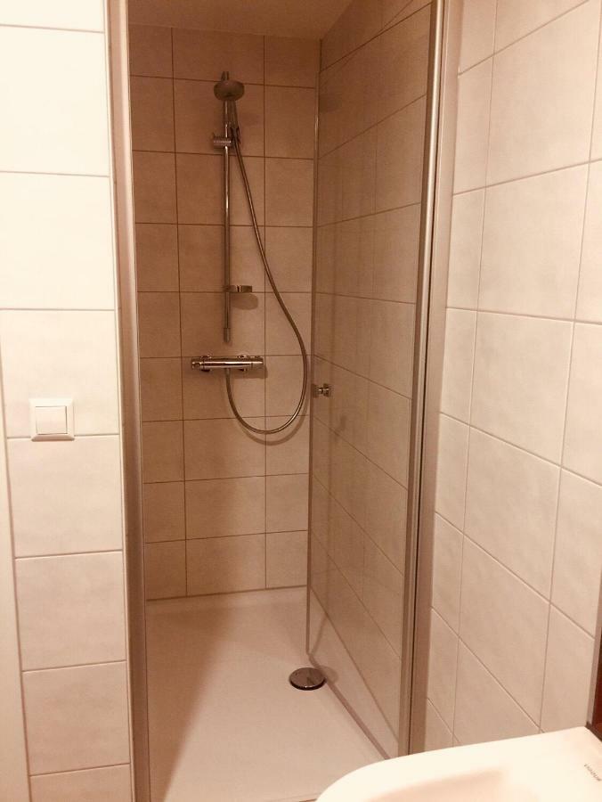 Gaststaette Lin Garden Ξενοδοχείο Untergruppenbach Εξωτερικό φωτογραφία